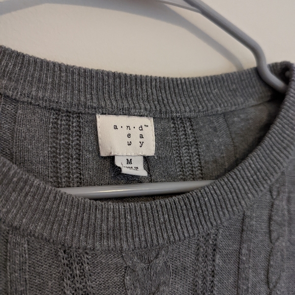 a new day Sweaters - a new day cable knit White Sweater gray medium